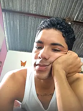 Snapshot of Alex_Sweeting chatting on November 25, 2025, 6:41 pm Alex Sweeting online show from November 25, 2025, 6:41 pm