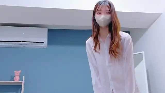 Sana-jpn online show from February 17, 2026, 4:09 am