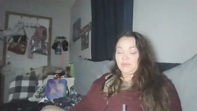 BartenderSteph online show from November 18, 2025, 7:46 am