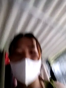 emini-xx online show from October 28, 2025, 11:51 pm