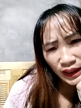 emini-xx online show from November 25, 2025, 3:01 pm