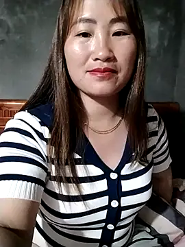 emini-xx online show from March 22, 2026, 2:31 pm