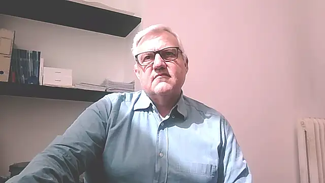 Snapshot of Diegoriv71 chatting on April 29, 2026, 9:02 am Diegoriv71 online show from April 29, 2026, 9:02 am