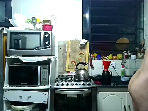 Snapshot of Alex-Naturista chatting on December 21, 2025, 7:26 am Alex-Naturista online show from December 21, 2025, 7:26 am