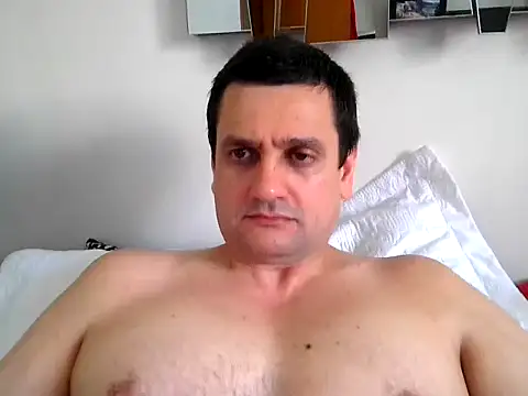 Snapshot of Alex-Naturista chatting on January 8, 2026, 6:21 pm Alex-Naturista online show from January 8, 2026, 6:21 pm