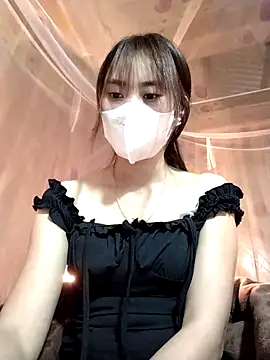 Snapshot of Em_xinh01 chatting on March 6, 2026, 5:26 am Em xinh01 online show from March 6, 2026, 5:26 am