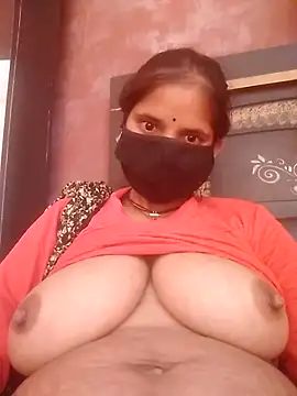 Snapshot of Homa6060 chatting on December 4, 2025, 7:28 am Homa6060 online show from December 4, 2025, 7:28 am