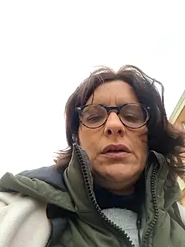 Piediniecollant online show from February 19, 2026, 11:17 am