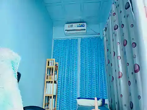 Fiona1010 online show from February 9, 2026, 11:20 pm