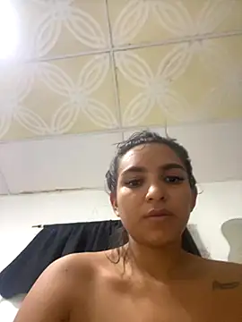 zui luu online show from November 18, 2025, 10:41 am