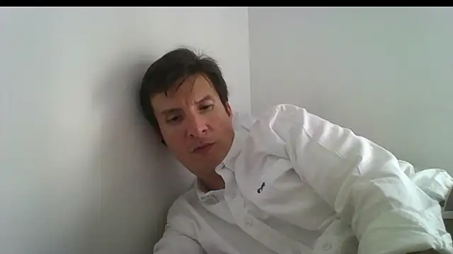 carliesexyman online show from November 20, 2025, 7:35 pm