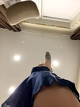 KissMeSashaPlz online show from November 21, 2025, 1:37 am