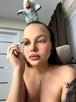 KissMeSashaPlz online show from November 22, 2025, 11:15 pm