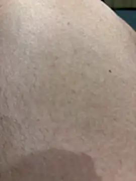 Snapshot of nonente_ chatting on December 3, 2025, 9:46 pm nonente online show from December 3, 2025, 9:46 pm