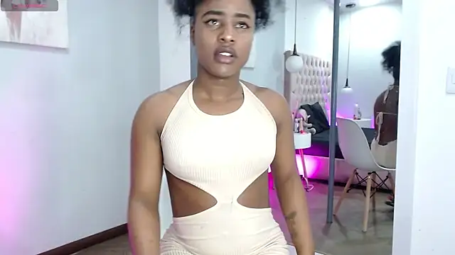 Afrika Evanss online show from November 7, 2025, 11:32 am