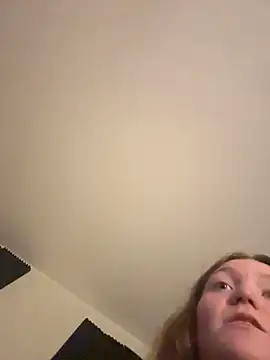 stonerbaby online show from June 11, 2026, 2:53 am