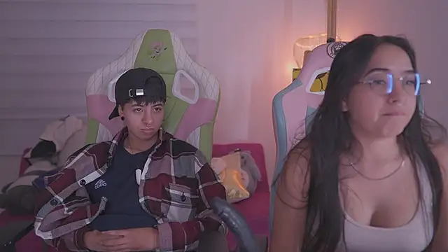 Zaffy  online show from November 21, 2025, 11:36 pm