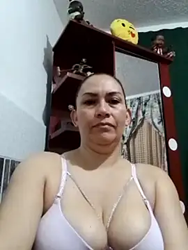 Adelgey-Michell online show from November 30, 2025, 2:43 pm