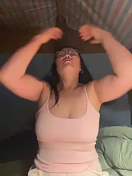 heodat-sexx online show from April 18, 2026, 9:59 pm