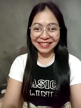 Bamboo-niee123 online show from April 12, 2026, 5:29 pm