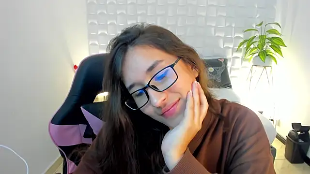 victoria 243 online show from March 6, 2026, 8:38 pm