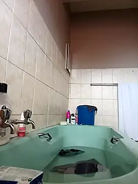 DARKberryDIAMOND online show from November 30, 2025, 11:58 am