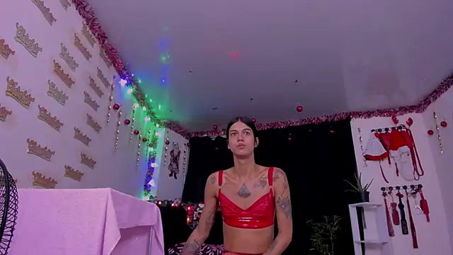 selenesaenz online show from November 13, 2025, 9:52 am