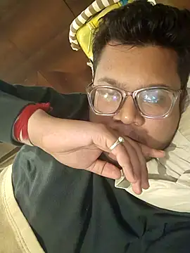 Snapshot of playboy210600 chatting on November 10, 2025, 5:01 pm playboy210600 online show from November 10, 2025, 5:01 pm