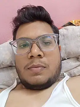 Snapshot of playboy210600 chatting on January 7, 2026, 10:51 am playboy210600 online show from January 7, 2026, 10:51 am