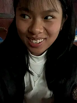 huttonmay358 online show from November 5, 2025, 1:49 am