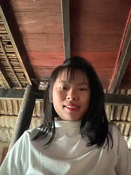 huttonmay358 online show from November 27, 2025, 1:07 am