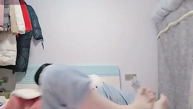 Yan61 online show from November 9, 2025, 12:20 am