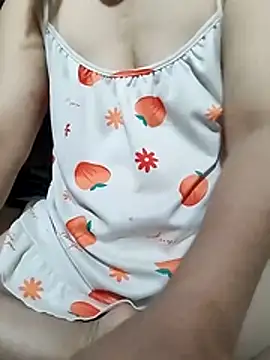 -Hazel-123 online show from November 13, 2025, 11:03 pm