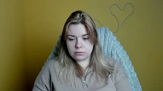 SusannaNight online show from December 15, 2025, 6:28 am