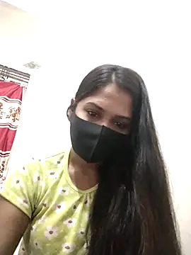 Green LaDY66 online show from November 4, 2025, 4:50 pm