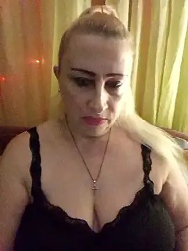 Esenia505 online show from January 7, 2026, 7:27 pm