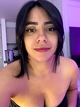 Sara-215 online show from November 15, 2025, 4:21 am