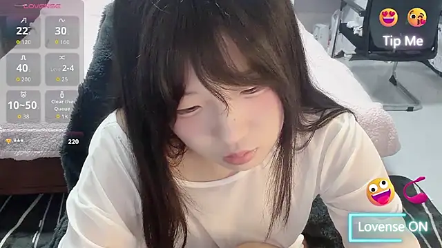 Snapshot of zhnlky chatting on June 5, 2026, 2:40 am zhnlky online show from June 5, 2026, 2:40 am