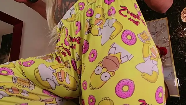 CHRIS TWIINK online show from April 21, 2026, 6:09 am