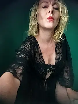 Snapshot of Seta385211 chatting on July 31, 2026, 8:25 am Seta385211 online show from July 31, 2026, 8:25 am
