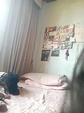 Skay bluee online show from November 30, 2025, 2:10 pm