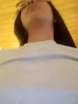 Skay bluee online show from March 7, 2026, 7:22 pm