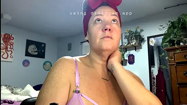 kristallic online show from February 22, 2026, 4:16 pm