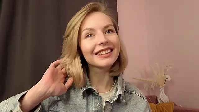 BaileyBernos online show from November 9, 2025, 9:18 am