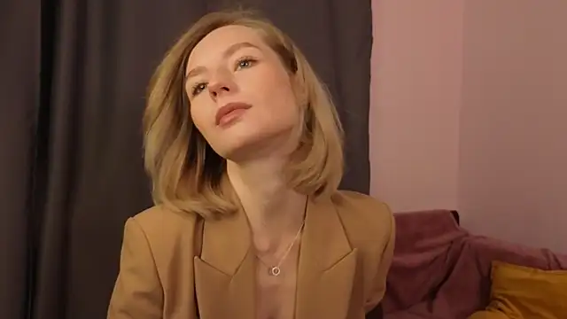 BaileyBernos online show from November 13, 2025, 9:08 am