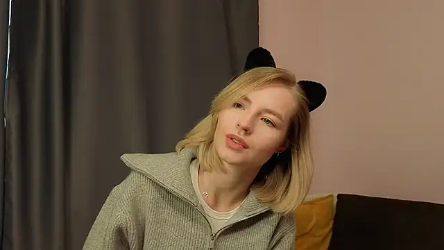 BaileyBernos online show from November 17, 2025, 9:15 am