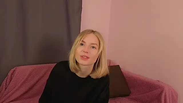 BaileyBernos online show from December 1, 2025, 11:04 am