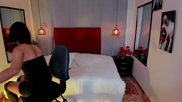 Snapshot of Flor_Gil chatting on January 15, 2026, 10:02 pm Flor Gil online show from January 15, 2026, 10:02 pm