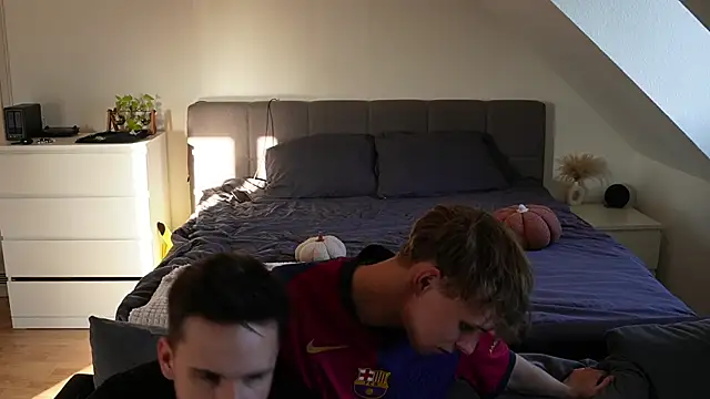 InnocentGuysOF online show from April 24, 2026, 5:26 pm