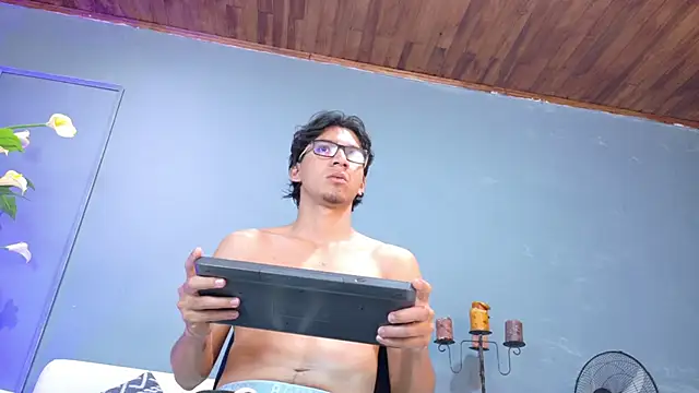 kane del toro online show from October 30, 2025, 1:12 pm